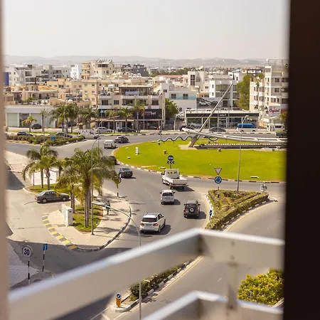 Apartment Stunning With Sea View Larnaca
